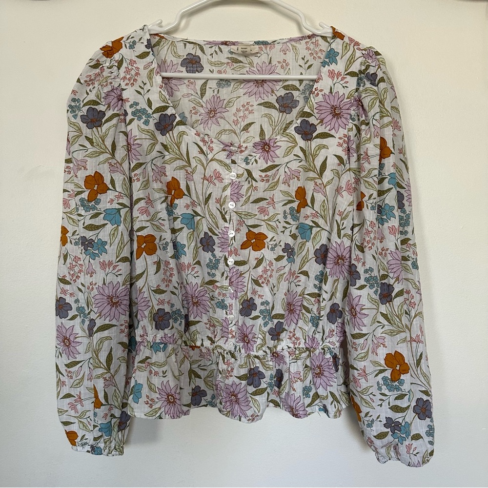 Floral Peasant Top 🌸